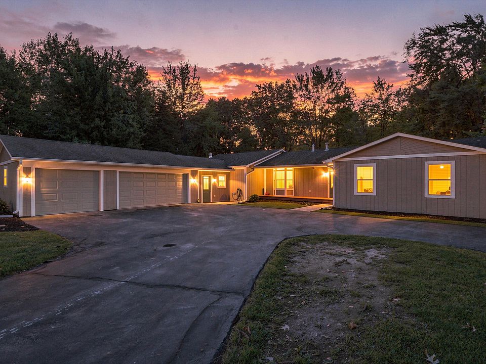1st image of 4493 Clifford Rd