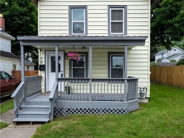 208 Riverside Ave, Fulton, NY 13069