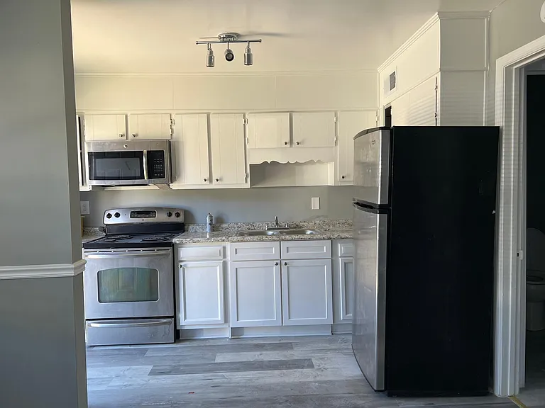 3155 Harris Dr — Photo 15