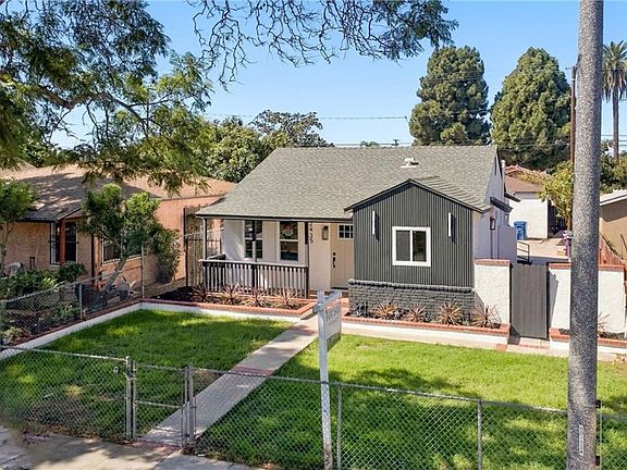 2nd image of 2435 Gale Ave