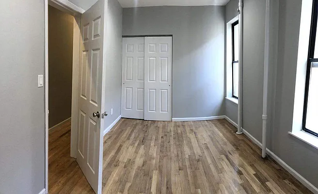 Rented by Salon Realty Corp | media 7