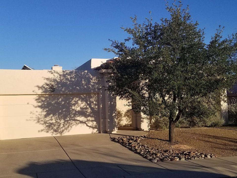 1st image of 61 S Stonehenge Dr