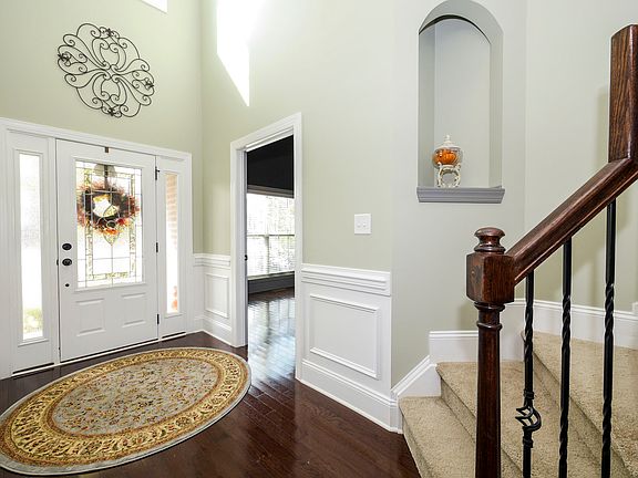 2nd image of 5004 Butler Ct