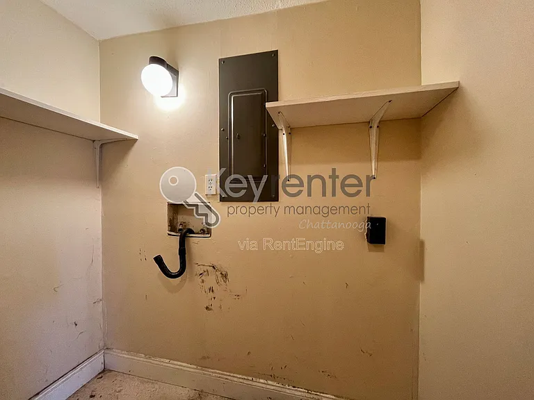 1461 Palisades Rd — Photo 32