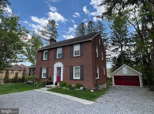 332 E Whitehall Rd, State College, PA 16801