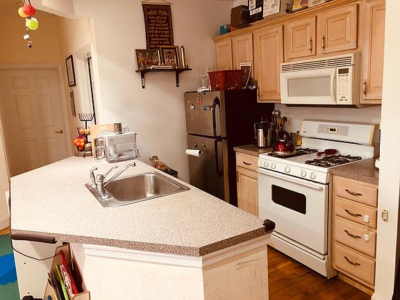 5th image of 55 Skillman Ave APT 3F