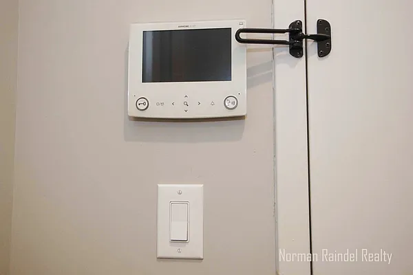 Rented by Norman Raindel, LREB | media 43