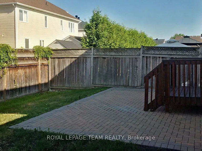 2211 Esprit Dr — Photo 19