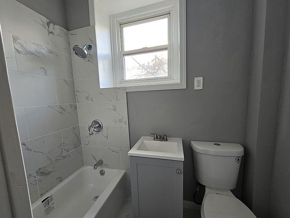 5th image of 300 Watchung Ave #6A