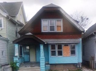 1124 N 24th Pl, Milwaukee, WI 53233