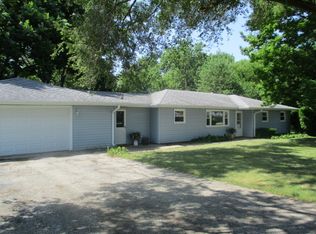 543 W Elms Court Ln, Crete, IL 60417