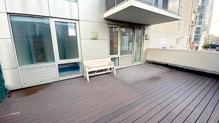 Rented by Compass | media 12