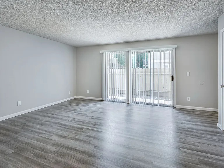 Cabernet Apartments & Duplexes — Photo 10