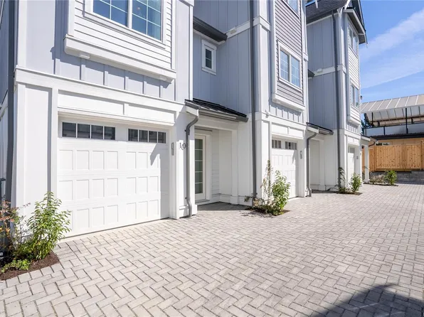 3907 Cedar Hill Rd #U8, Saanich, BC V8P 3Z8