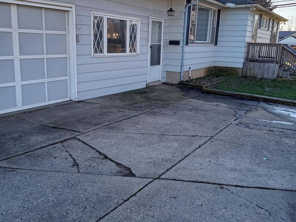 1st image of 5 Duchess Ct