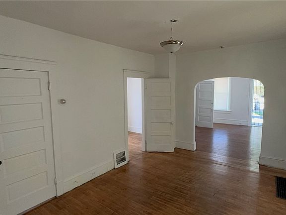 2nd image of 1065 E 77th St