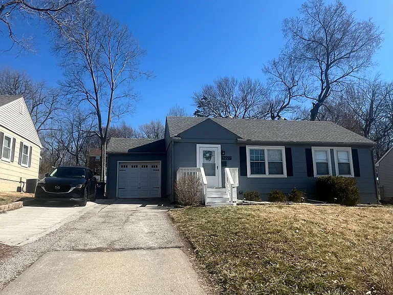5227 Riggs St — Photo 2