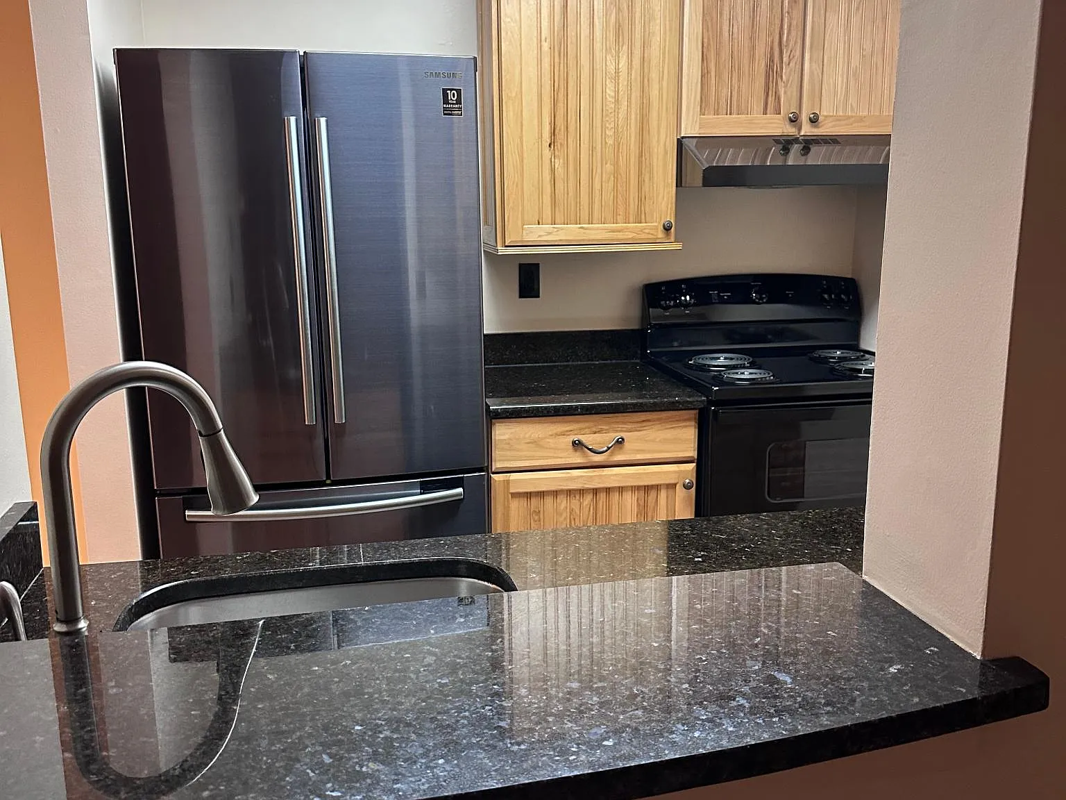 1211 Ravens Crest Dr — Photo 2