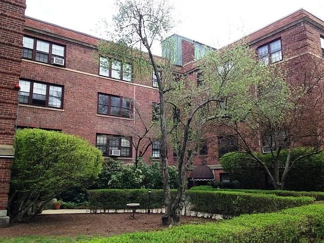 2 bed, 899 sqft, $2,795 — Photo 1