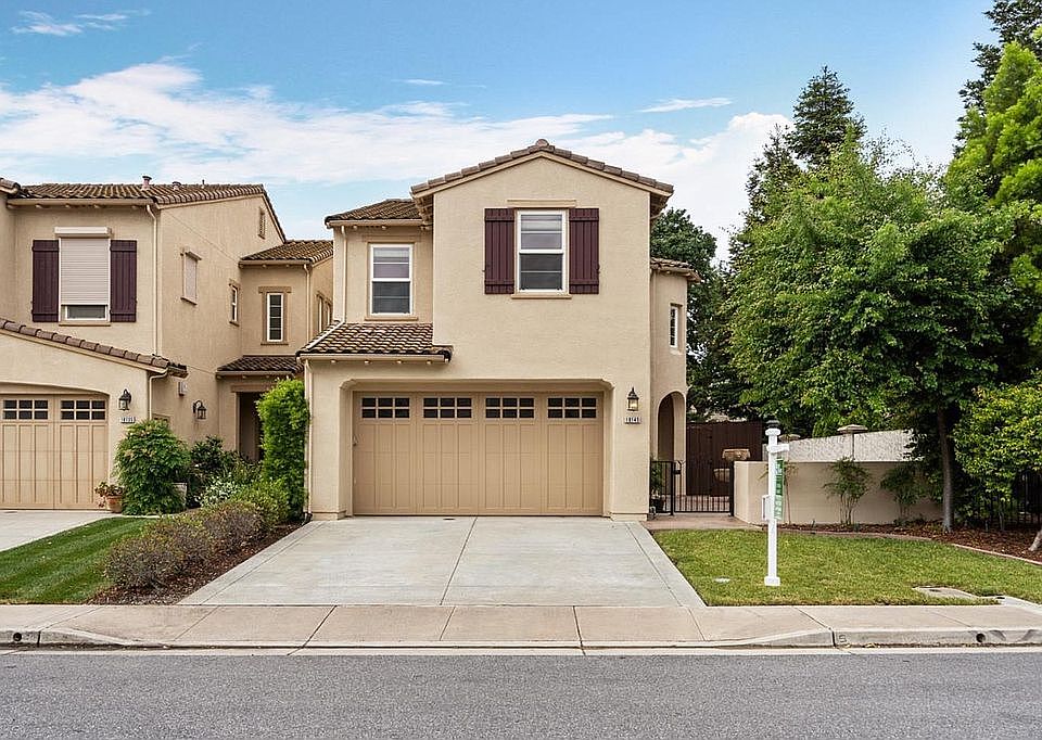 1st image of 18145 Stoney Creek Way