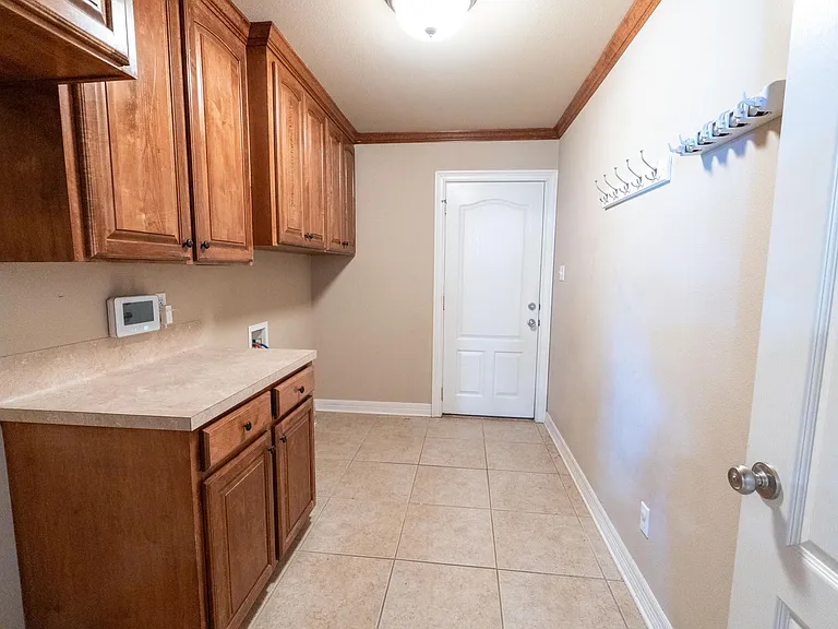 216 Cold Hbr — Photo 12
