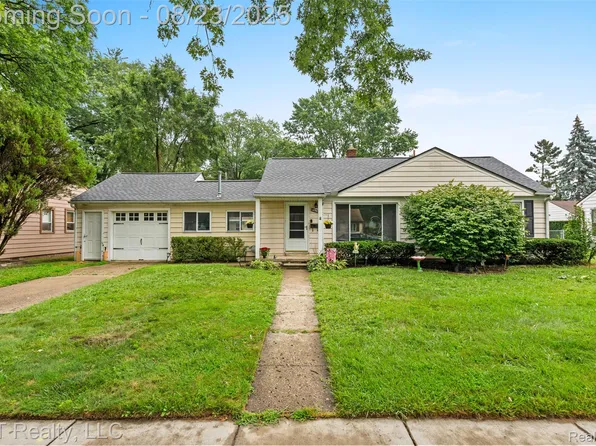 14942 Melrose St, Livonia, MI 48154