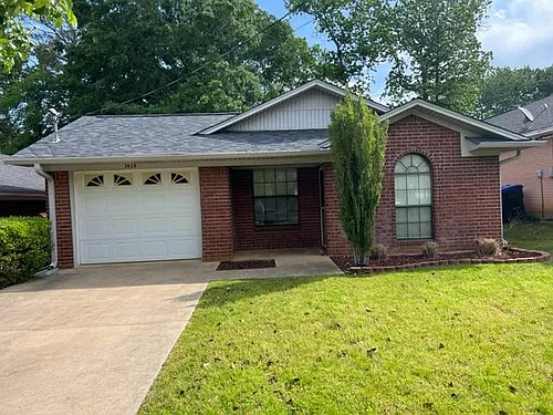 3628 Andrea St Photo 1