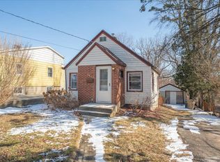 1621 Loftsgordon Ave, Madison, WI 53704