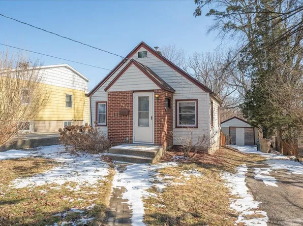 1621 Loftsgordon Avenue, Madison, WI 53704