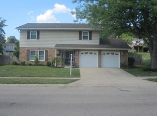 4031 Quail Bush Dr, Dayton, OH 45424