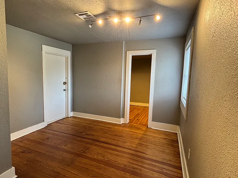 703 N Atlanta Ave — Photo 28