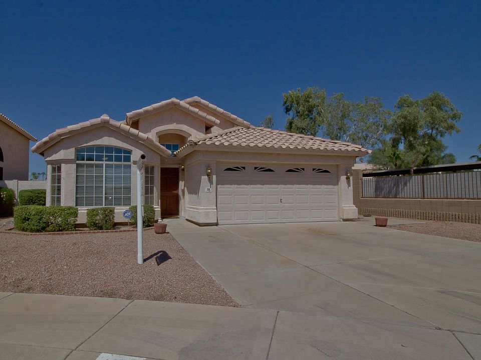 1st image of 104 W Fellars Dr