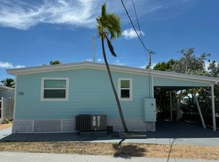 725 26th St, Marathon, FL 33050
