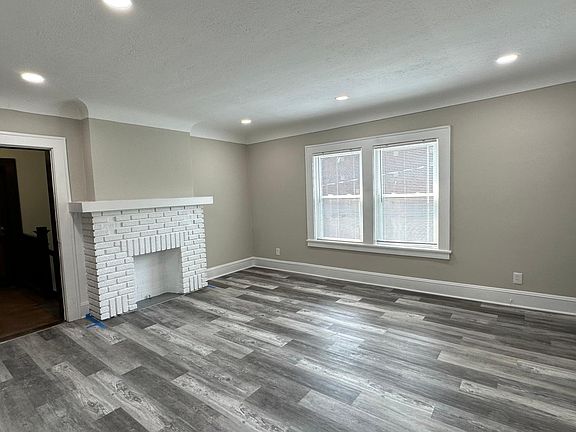 2nd image of 1357 Beach Pkwy APT 4