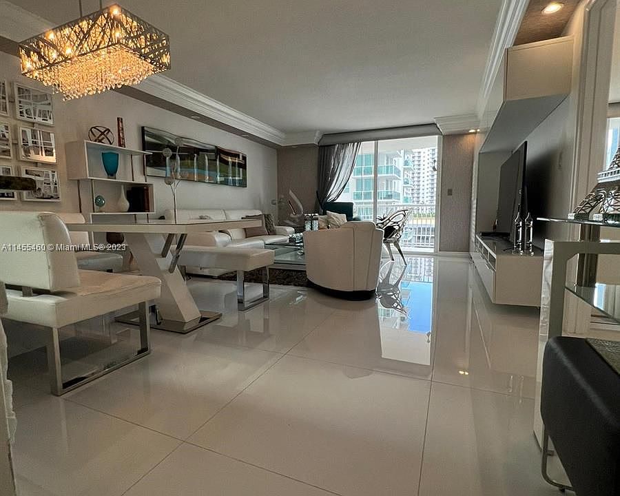 1st image of 1200 Brickell Bay Dr APT 1519