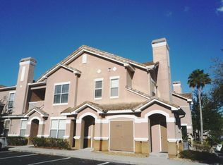 18015 Villa Creek Dr, Tampa, FL 33647