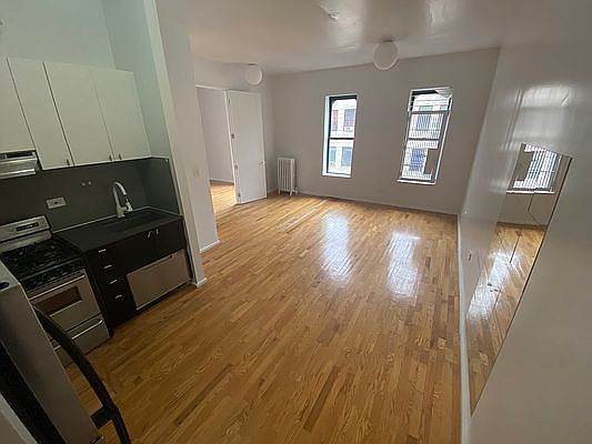 1st image of 561 W 140th St #51