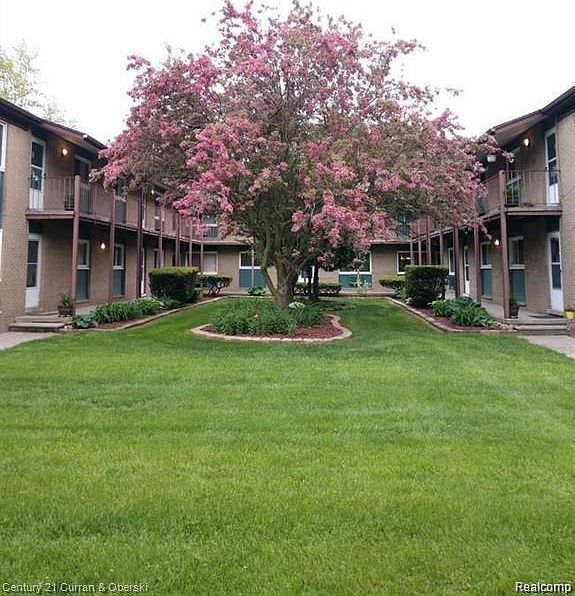1st image of 16235 Belmont Ave APT 14