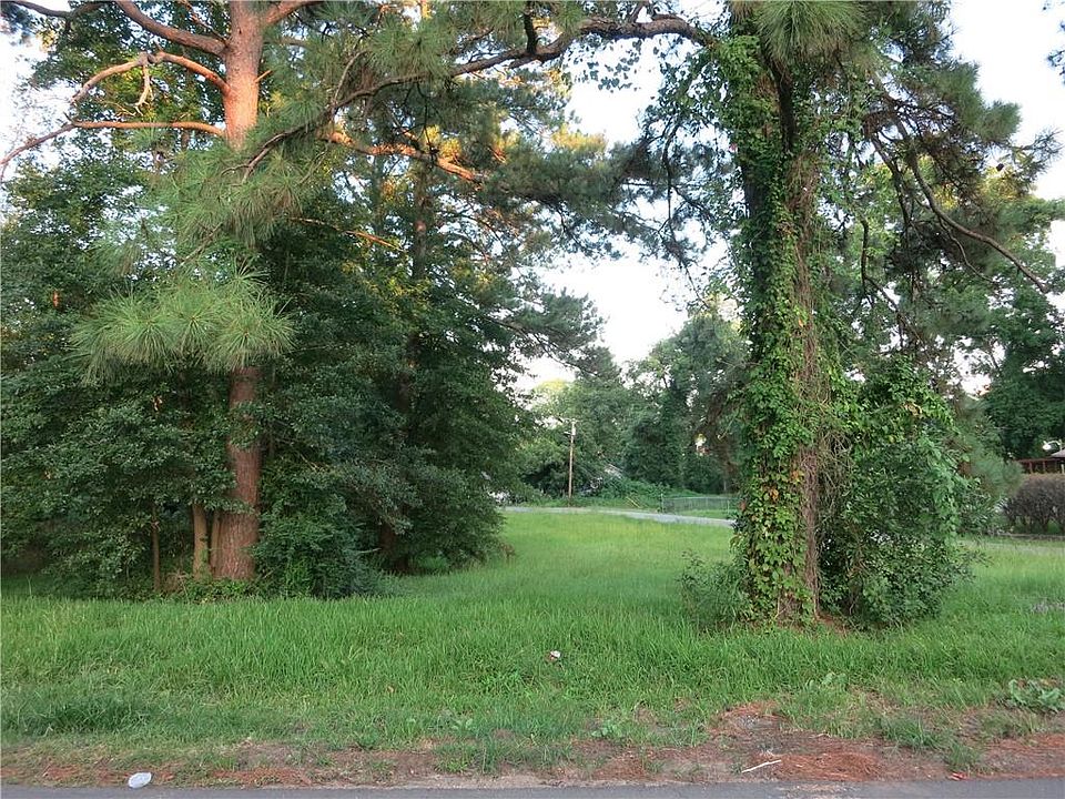 2nd image of Lafayette St