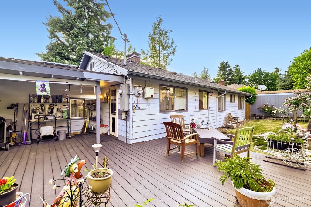 Apartment in Seattle, King - View 3