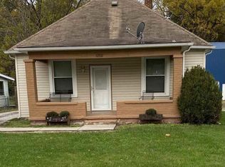 1252 N Smith Pl W, West Terre Haute, IN 47885
