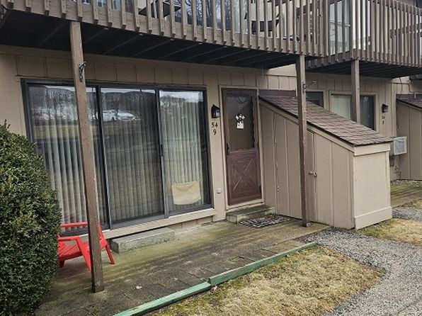 54 Vail Colony APT 9, Fox Lake, IL 60020