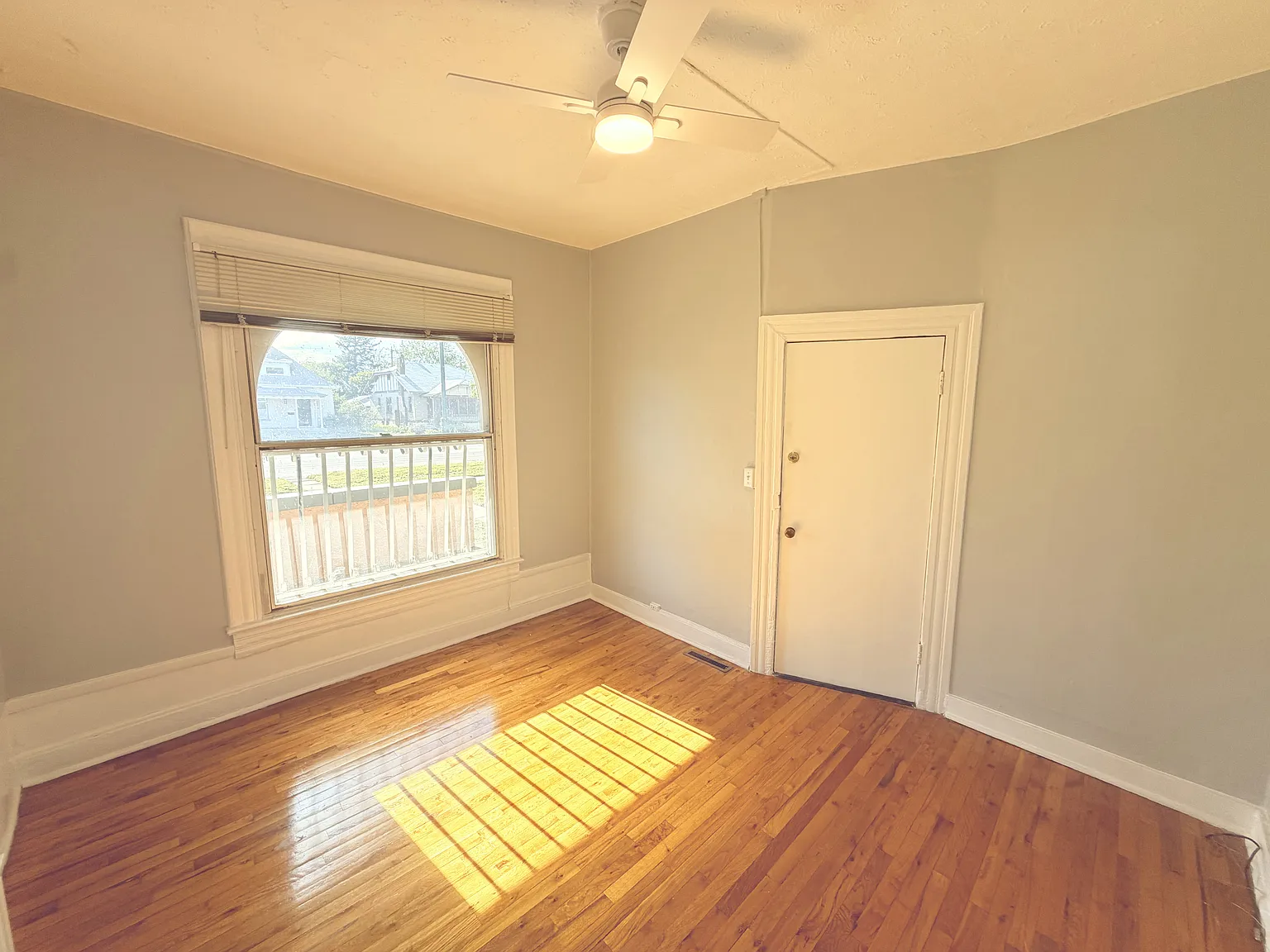 1 bed, $1,400 — Photo 3
