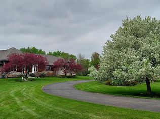 1008 Quarry Rd, River Falls, WI 54022