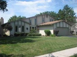 9683 Millcroft Rd, Perrysburg, OH 43551