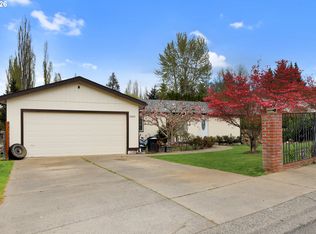 3680 Homestead Dr, Hood River, OR