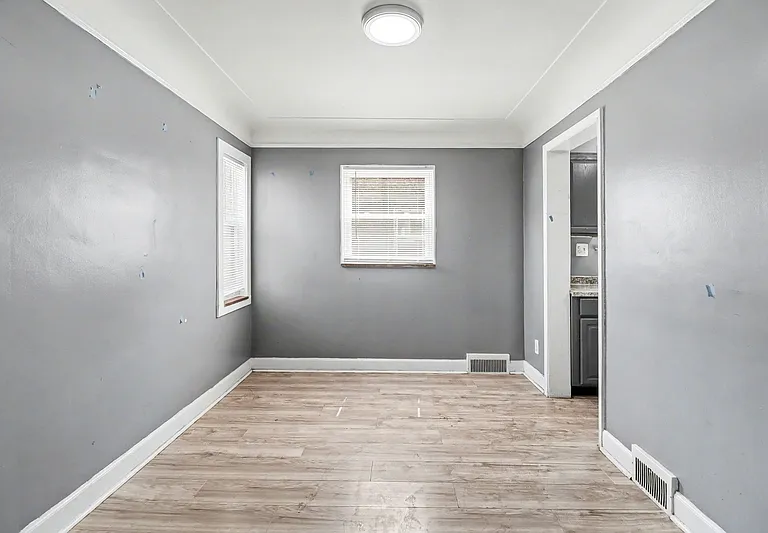 16605 Freeland St — Photo 13