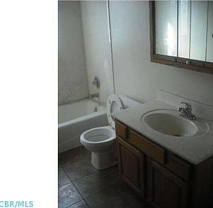 5th image of 4991 Albany Dr