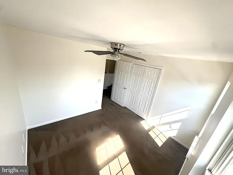 5701 Essex Ln — Photo 23