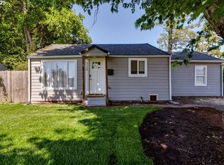 320 26th St, Springfield, OR 97477